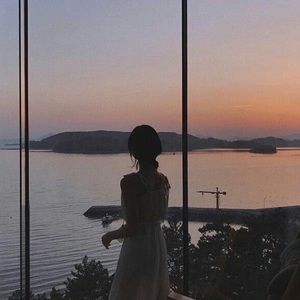 Meet your Posher, Quenna